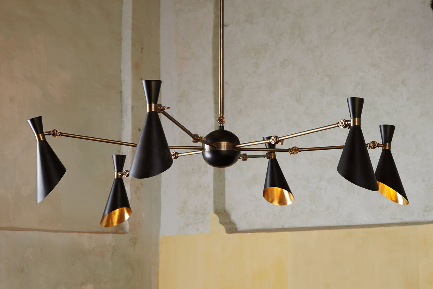 Julian Chichester | Bacco Chandelier
