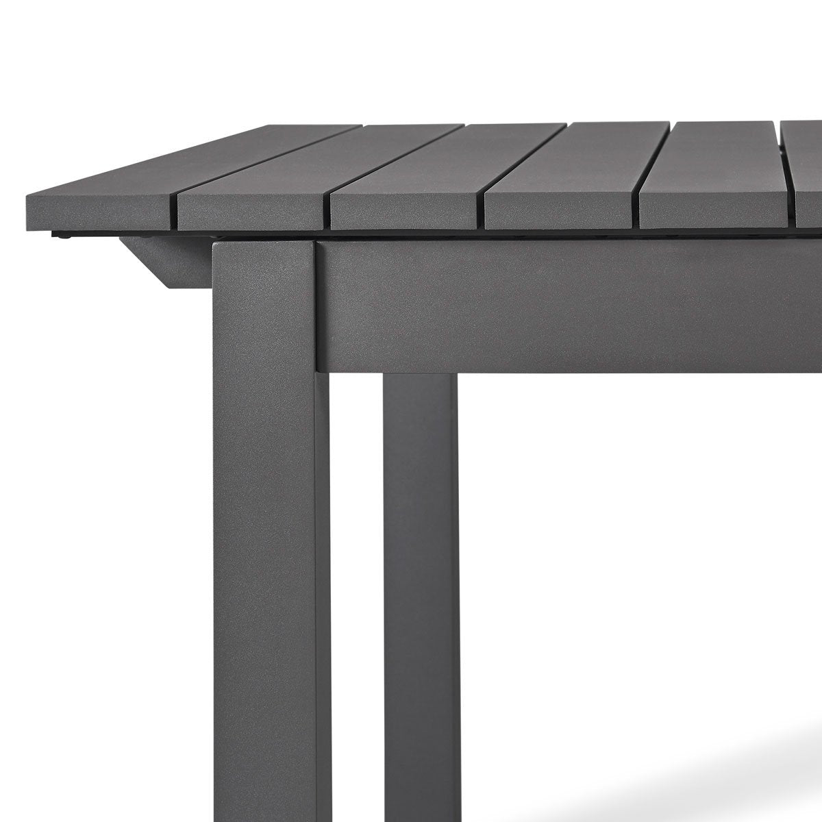 Voyage Outdoor Extendable Dining Table detail