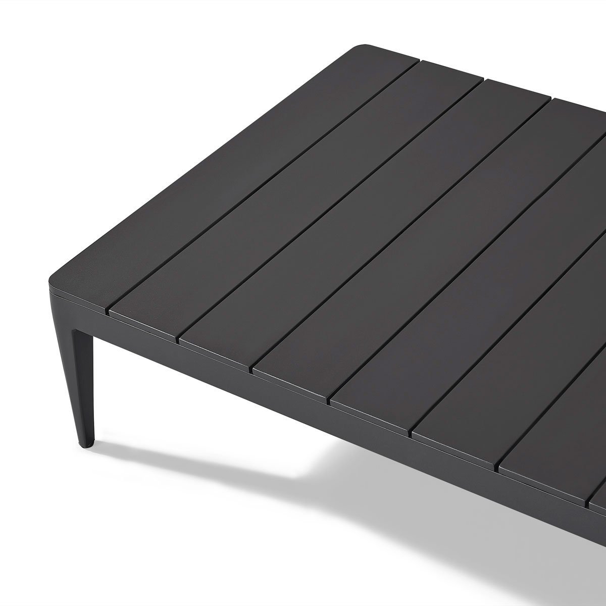 Voyage Outdoor Coffee Table detail