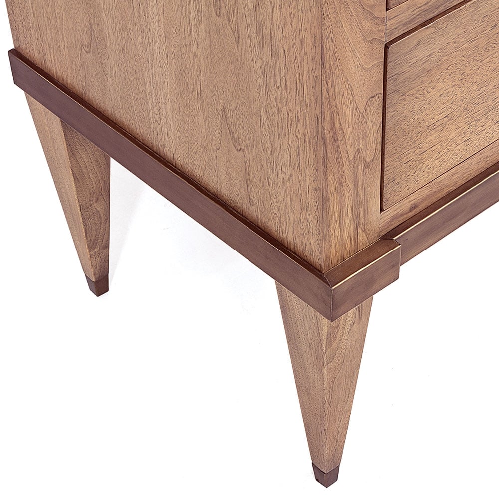 Julian Chichester | Vienna Bedside