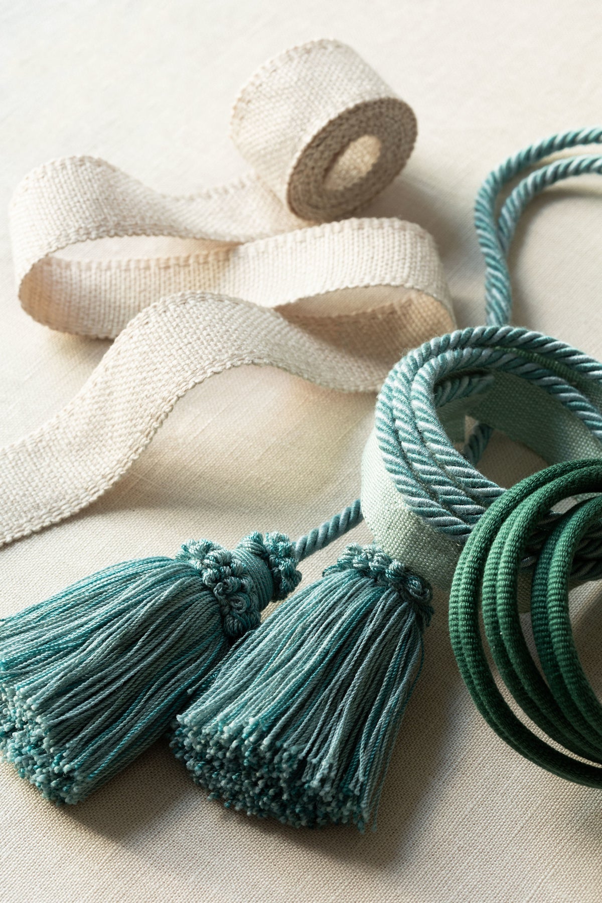 Samuel and Sons 1" Positano Linen Border — scenography