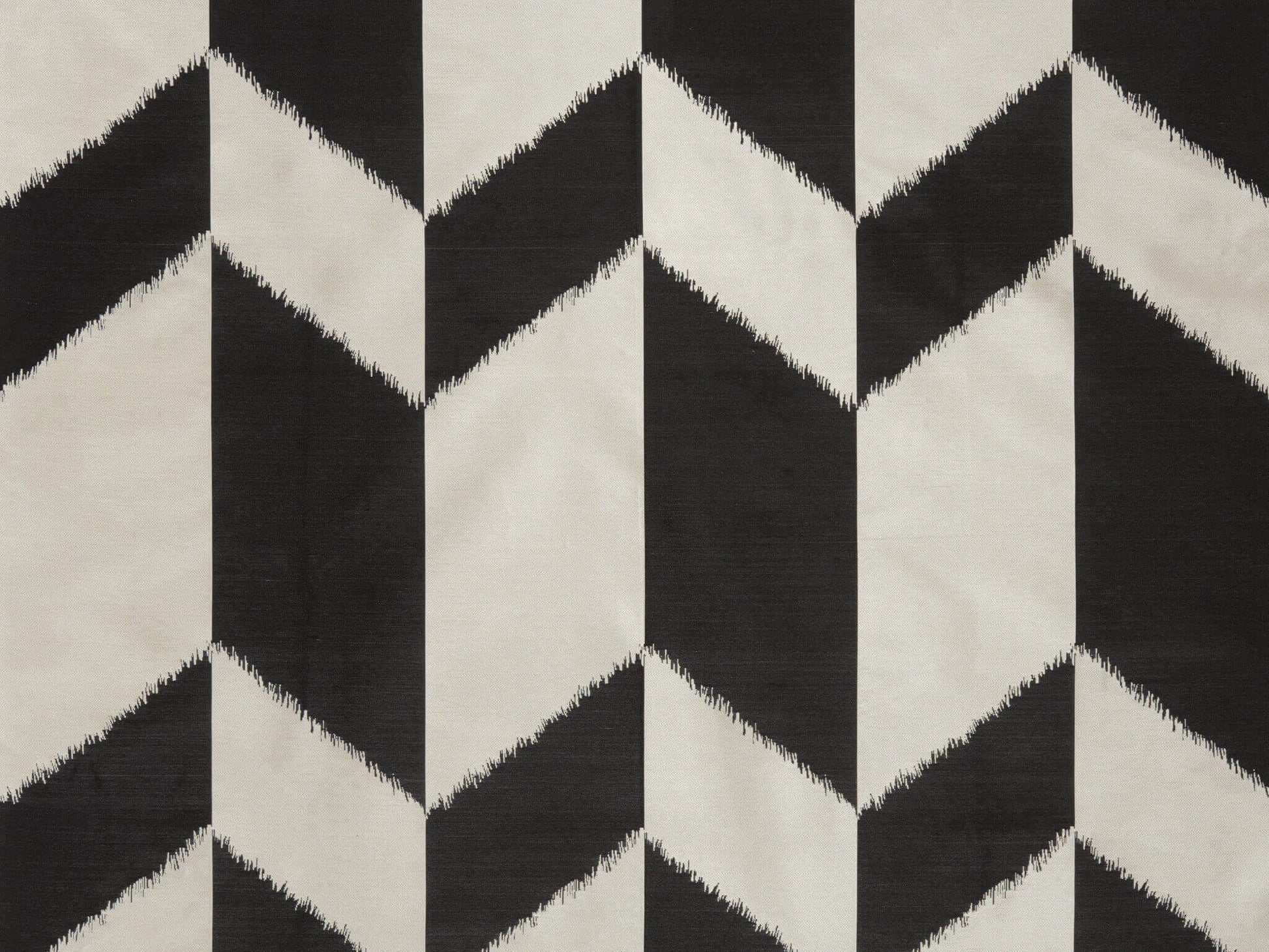 Pierre Frey Namata - Silver/Black