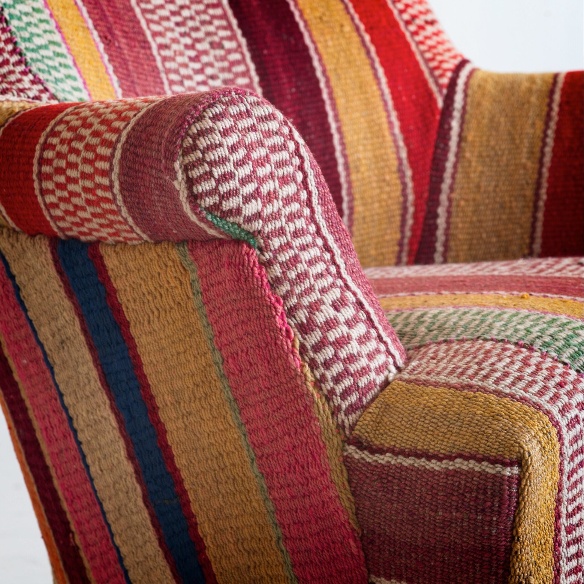 Andrew Martin Victoria Chair Andean