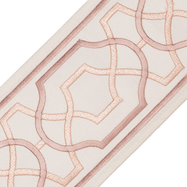 Maru Embroidered Border - Shell