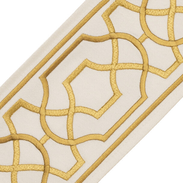 Maru Embroidered Border - Lemongrass