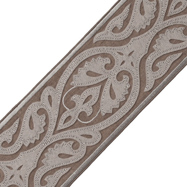 Kempinski Appliqué Border - Umber