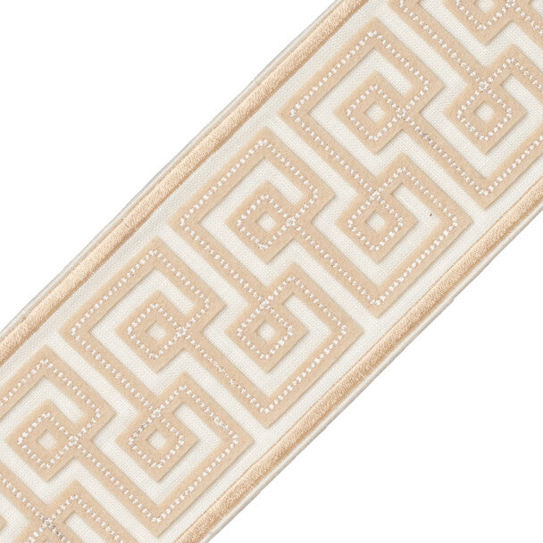 Laudinella Appliqué Border - Eggshell