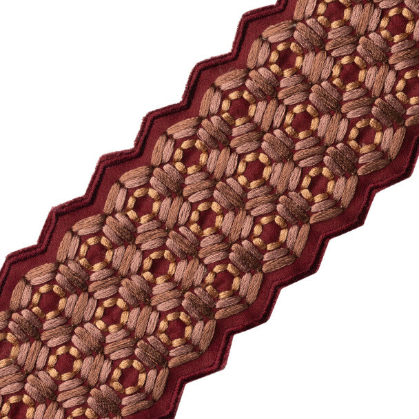 Queen Bee Embroidered Border - Mulled Wine