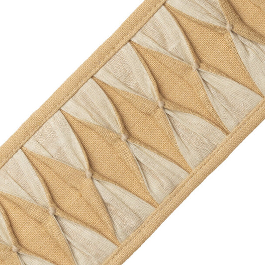 Monarch Pleated Border - Wheat