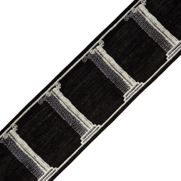 Colonna Embriodered Border - Nera