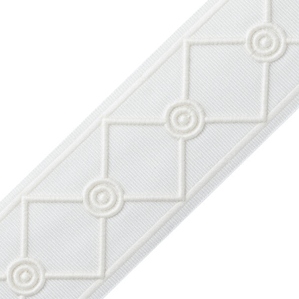 MDS Embroidered Lattice Border - White