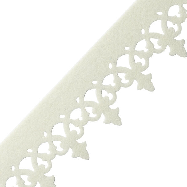 Finlay Scalloped Border - Ivory