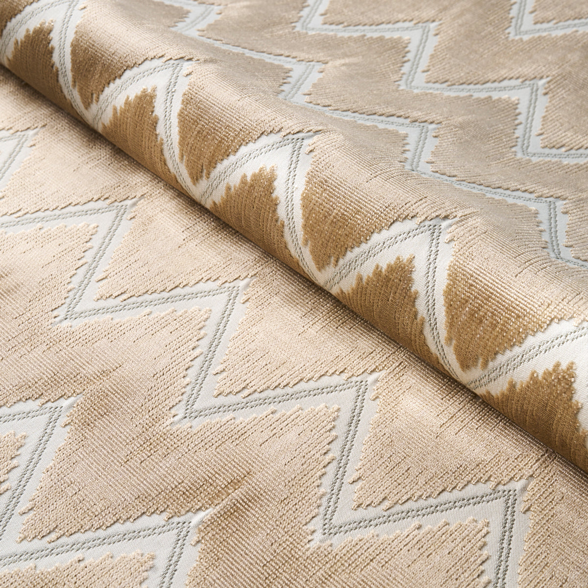 Schumacher | Chevron Velvet fabric - 72845