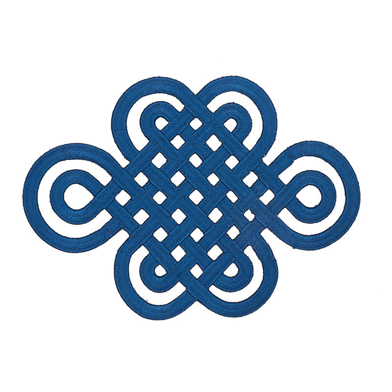 Schumacher | Good Luck Knot Appliqué fabric - 73052