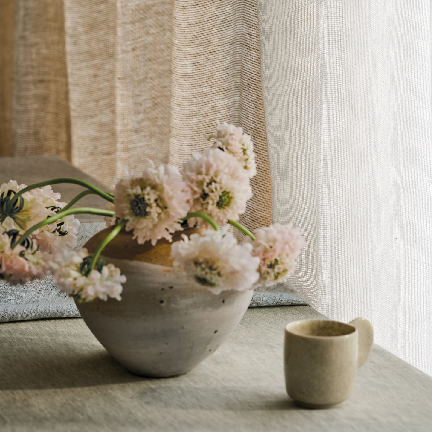 Pierre Frey Romo | Naro – Oatmeal — scenography