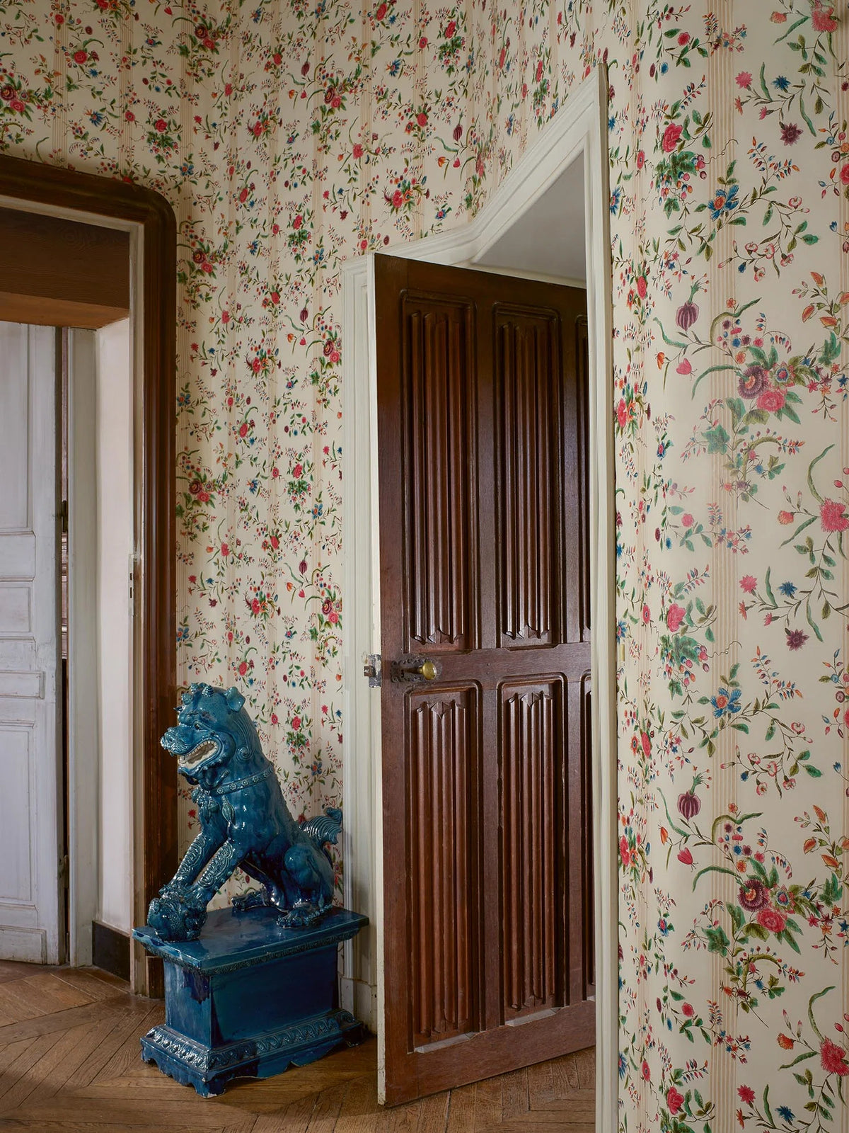 Pierre Frey Vert-Bois Rayure — scenography