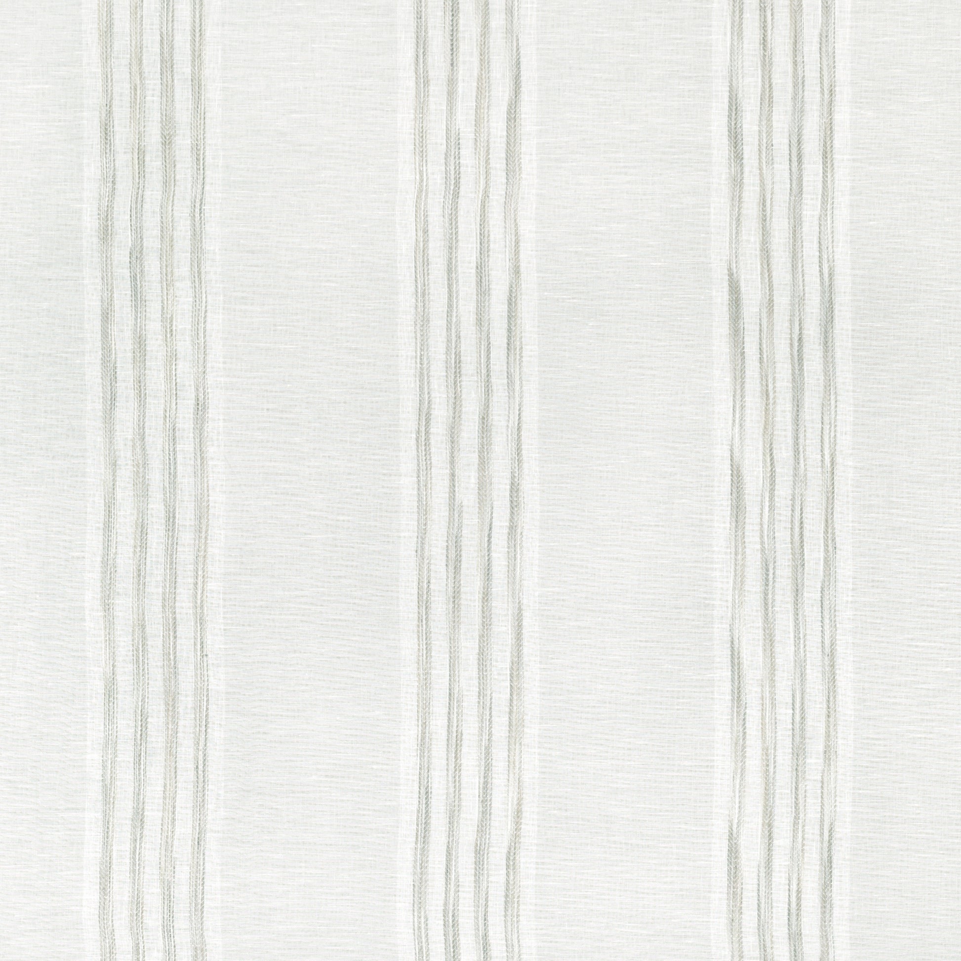 Pierre Frey Romo | Floriano – Silver — scenography