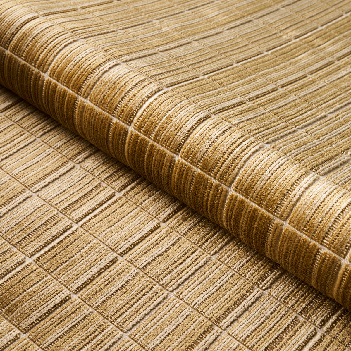 Schumacher | Corneille Velvet fabric - 79632