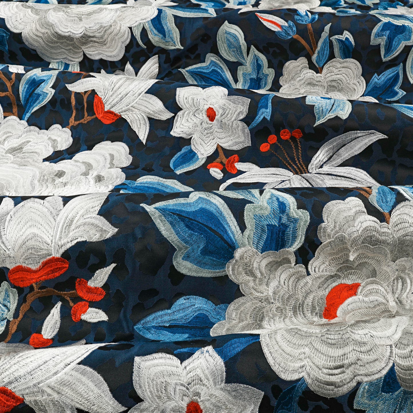 Pierre Frey Romo | Lavinia Embroidery – Twilight — scenography