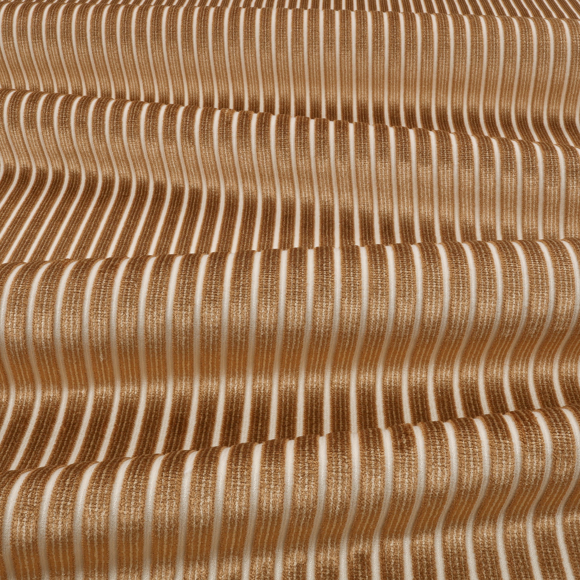 Pierre Frey Romo | Stria – Copper — scenography