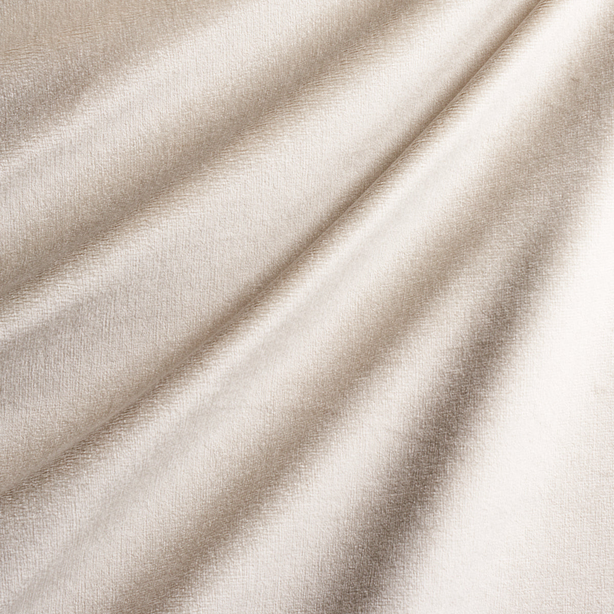 Schumacher | Sumptuous Silk Wool Velvet fabric - 81893
