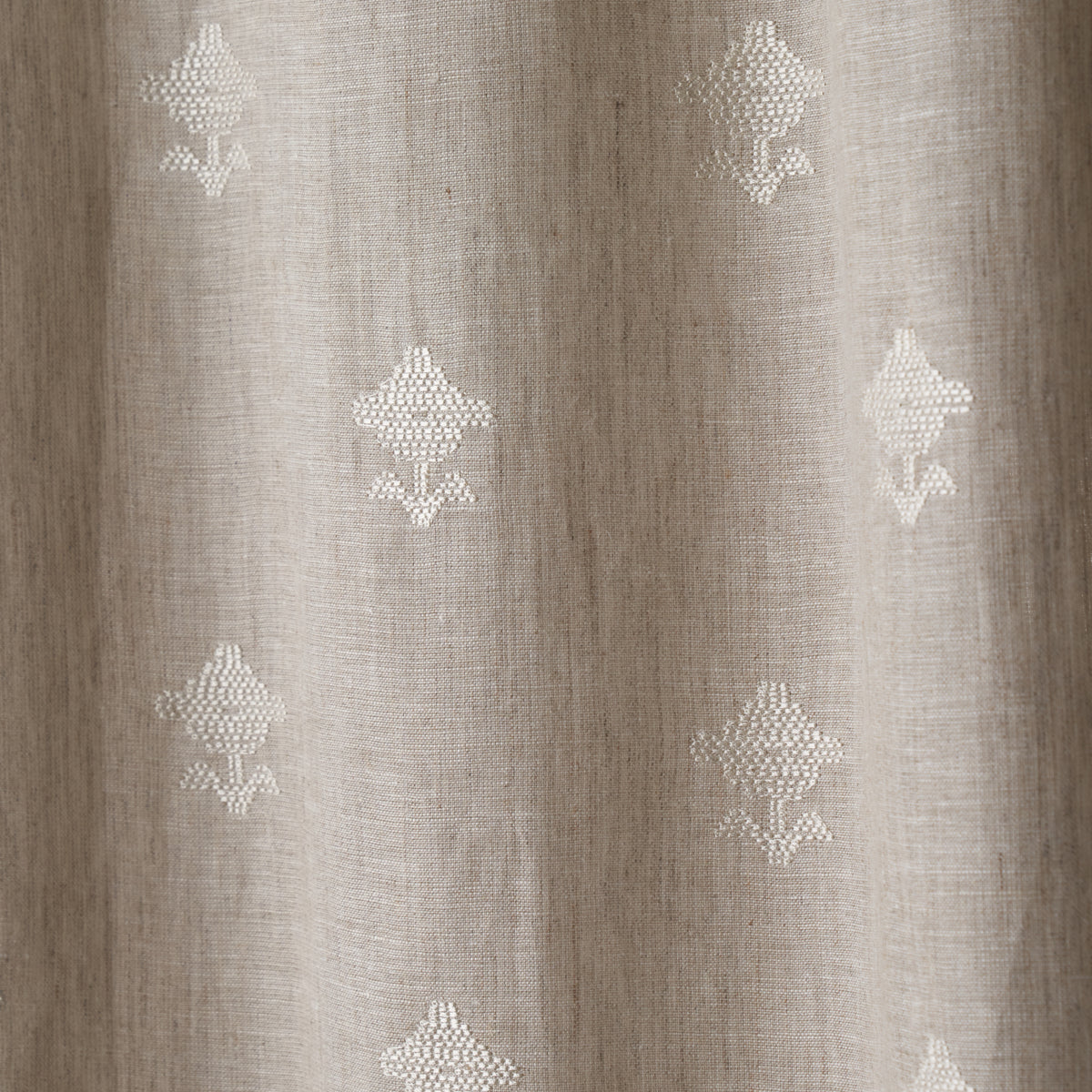 Schumacher | Rubia Sheer fabric - 82552