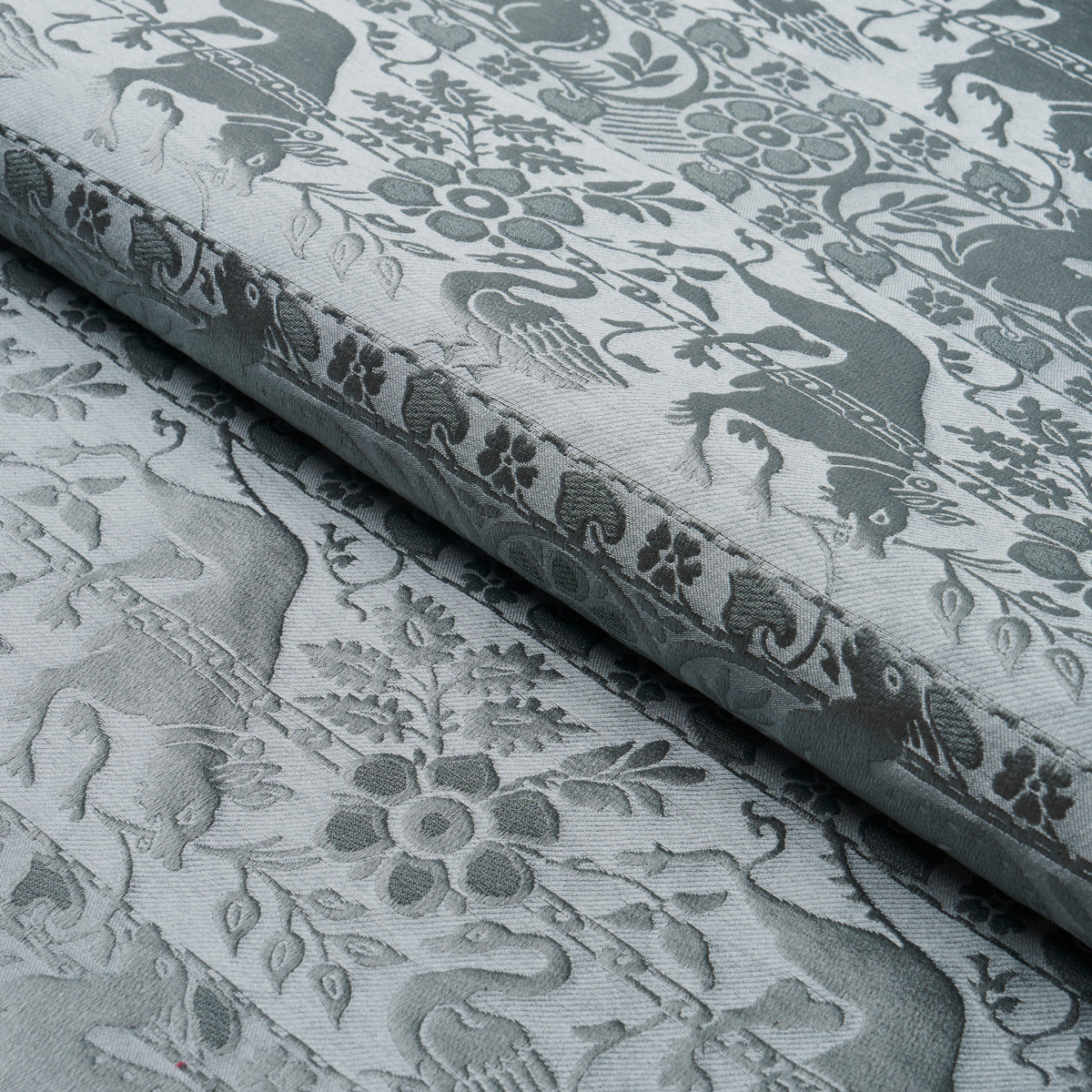 Schumacher | Animali fabric - 83120
