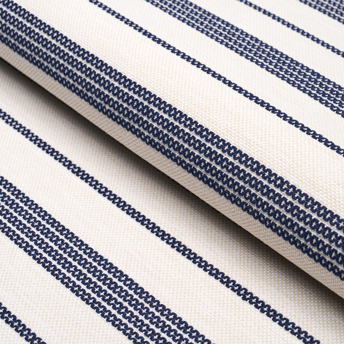 Schumacher | Serra Mesa Indoor/Outdoor Stripe fabric - 84270