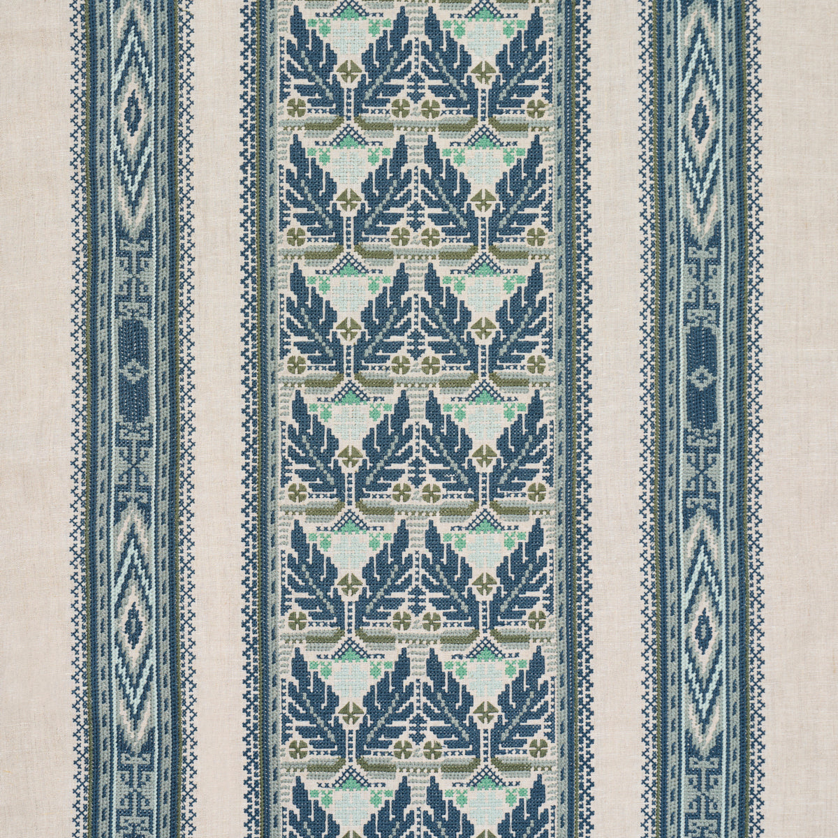 Schumacher | Ayla Embroidery fabric - 86550