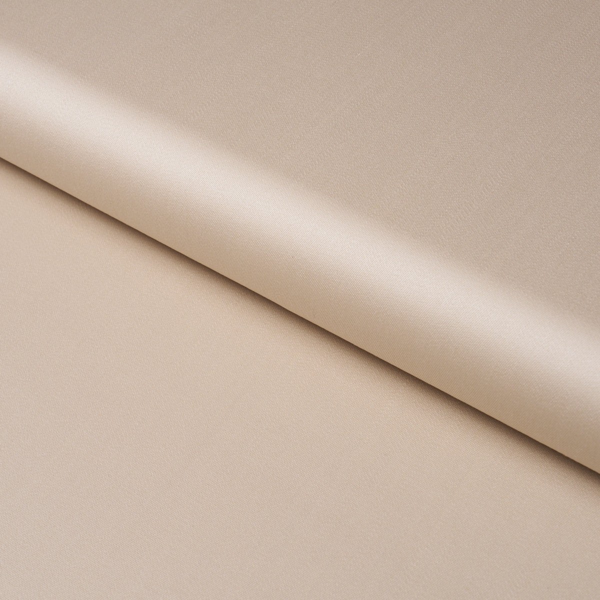 Schumacher | Donovan Merino Wool Sateen fabric - 87321