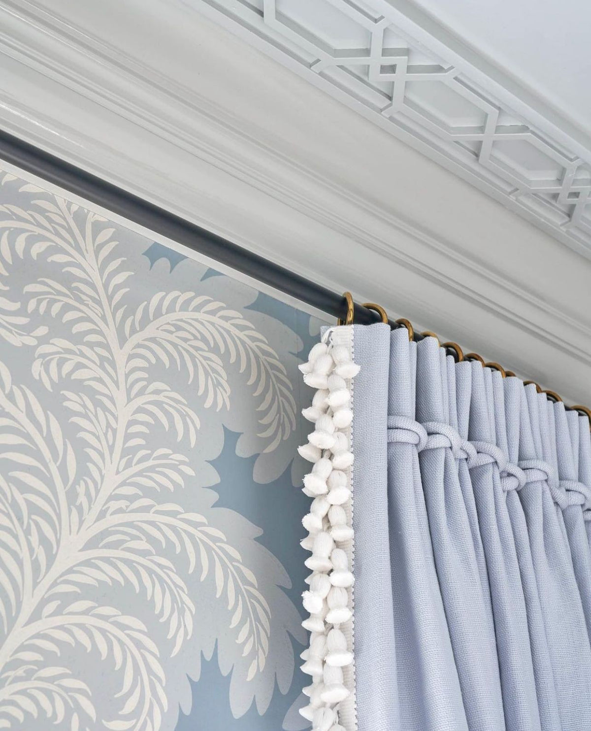 Samuel and Sons La Terre Onion Tassel Fringe — scenography