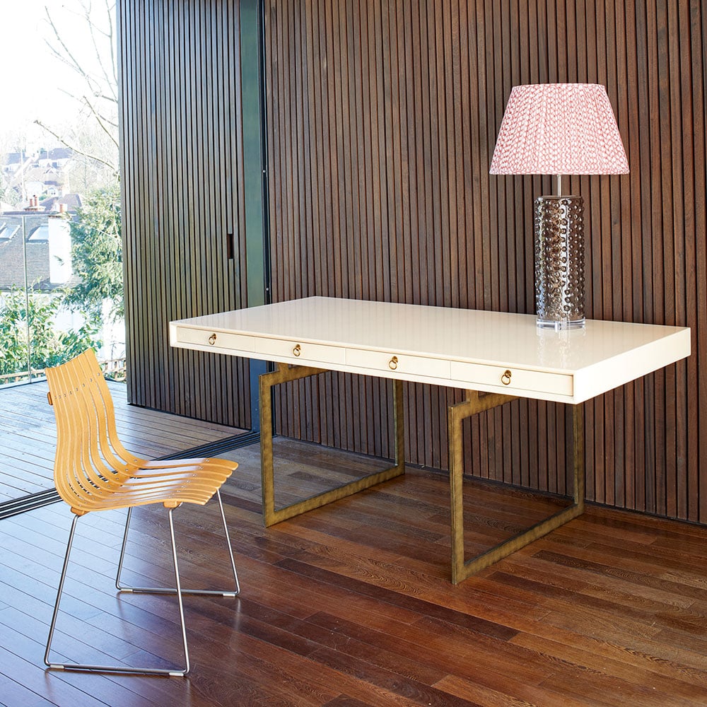 Cortes Desk