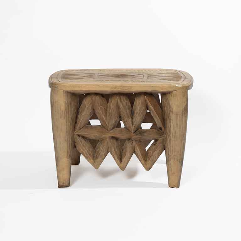 de Le Cuona | African Engraved Table XXL No.2 – Natural