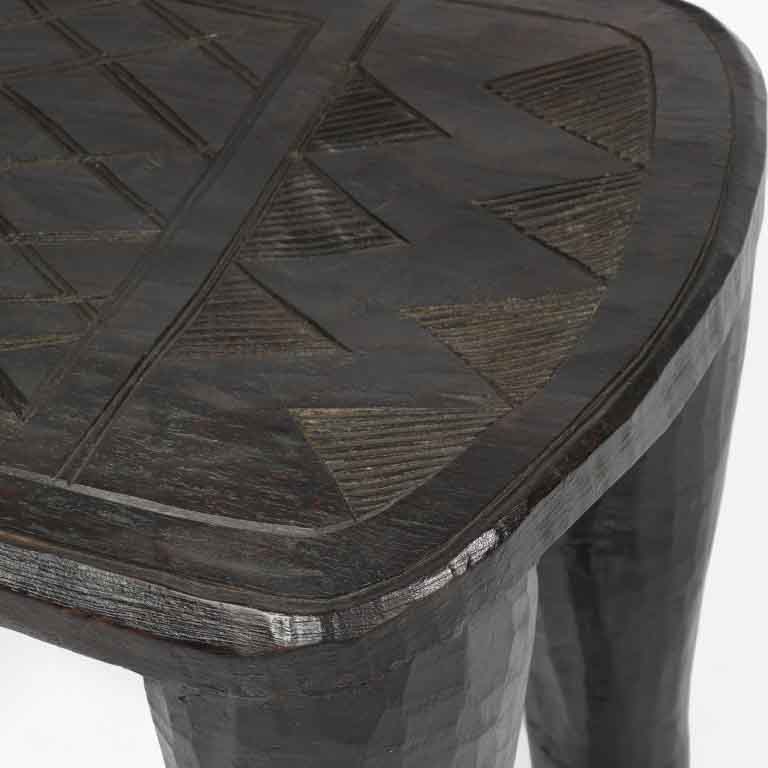 de Le Cuona | African Engraved Table No.6 – Brown