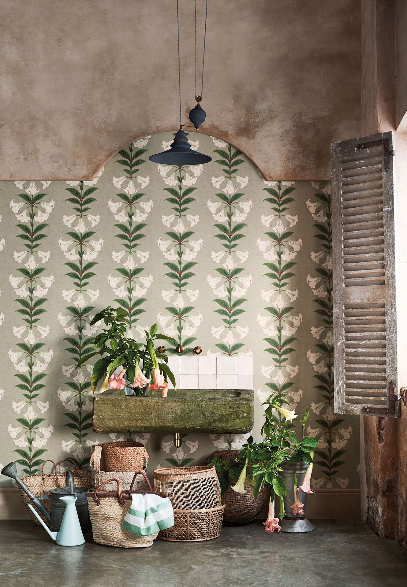 Cole & Son Angel's Trumpet - interior