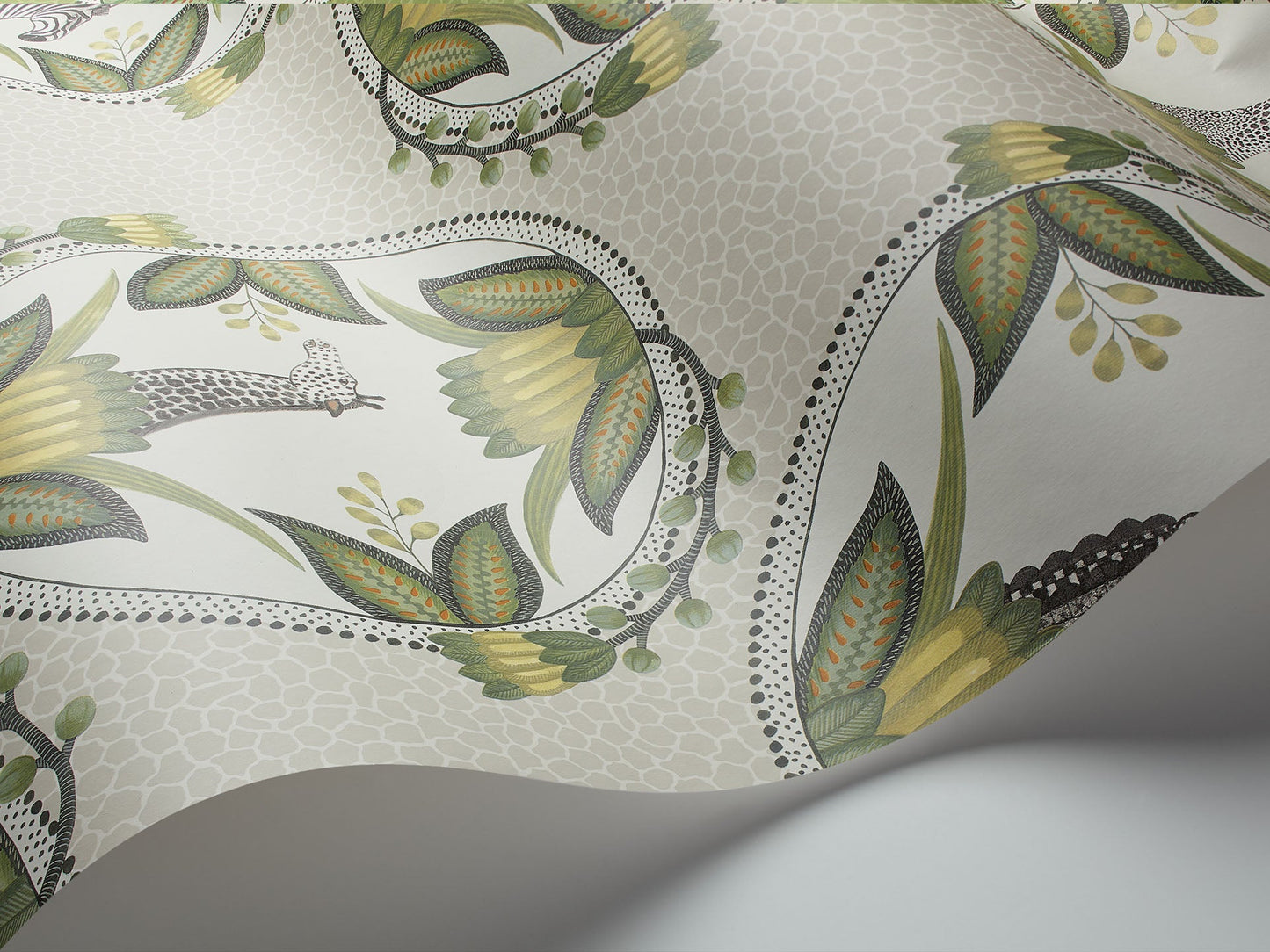 Cole & Son Ardmore Cameos - interior