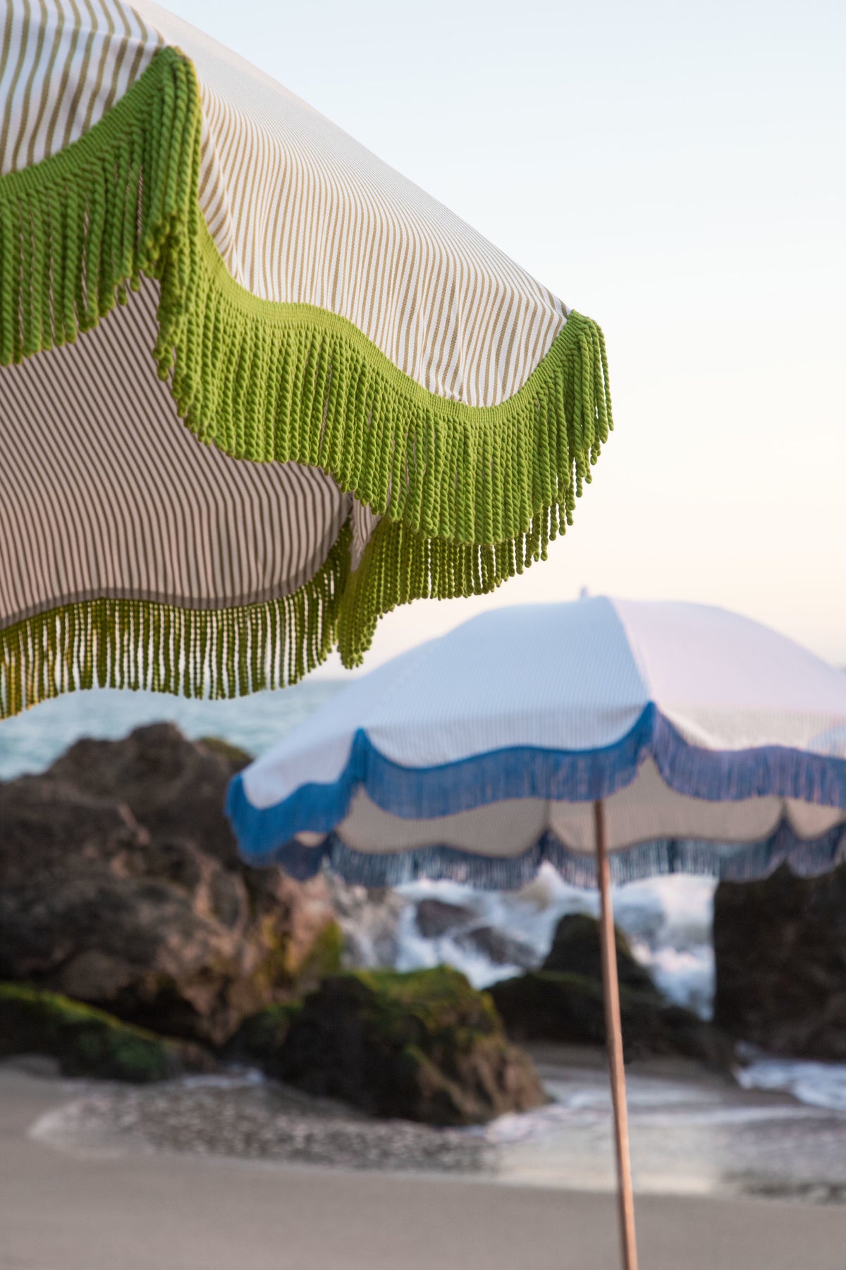 Samuel and Sons Aspen Bullion Fringe — scenography