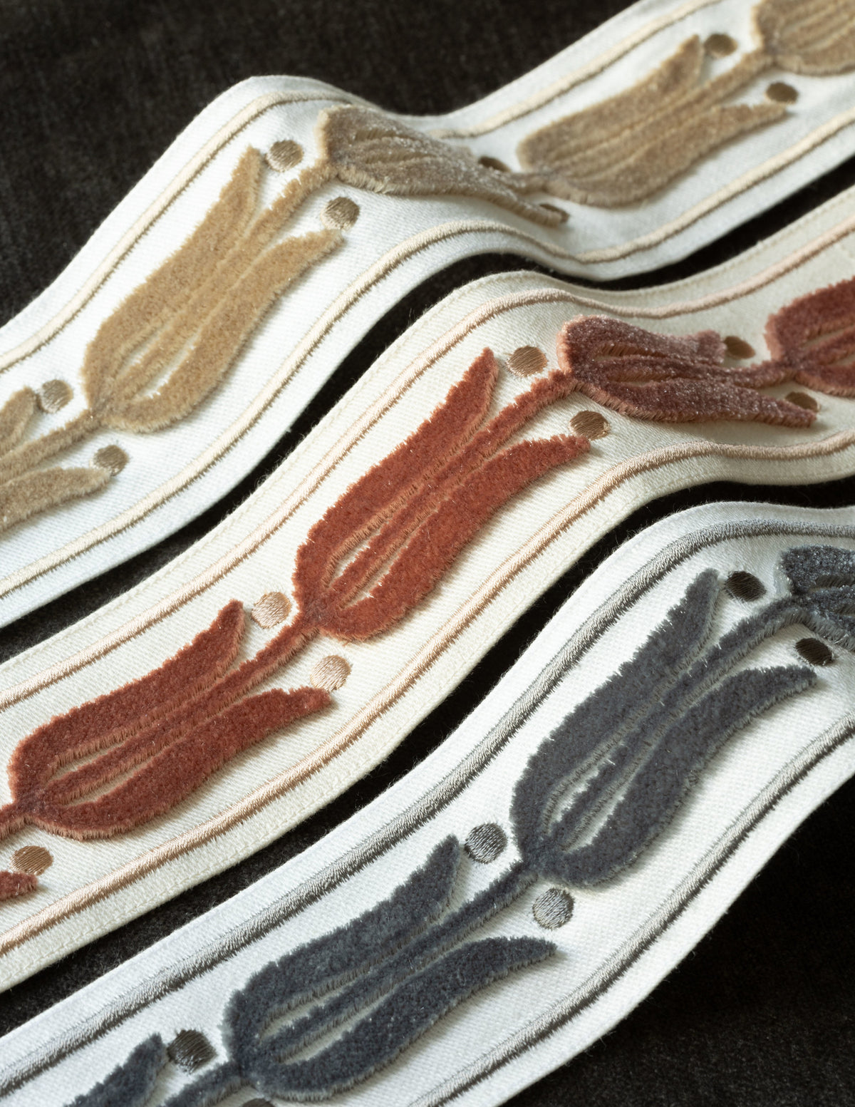 Samuel and Sons Émile Velvet Border — scenography