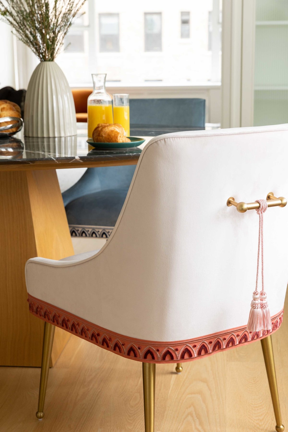 Samuel and Sons Alessia Velvet Border — scenography