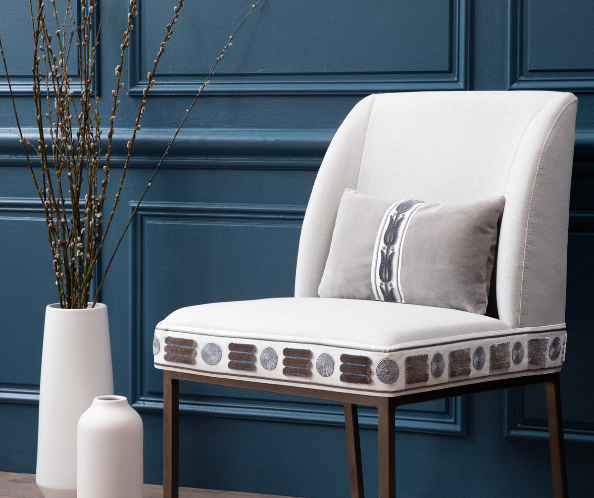 Samuel and Sons Jules Velvet Border — scenography
