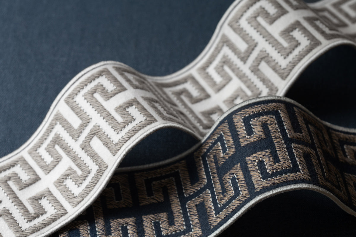 Samuel and Sons Athina Embroidered Border — scenography