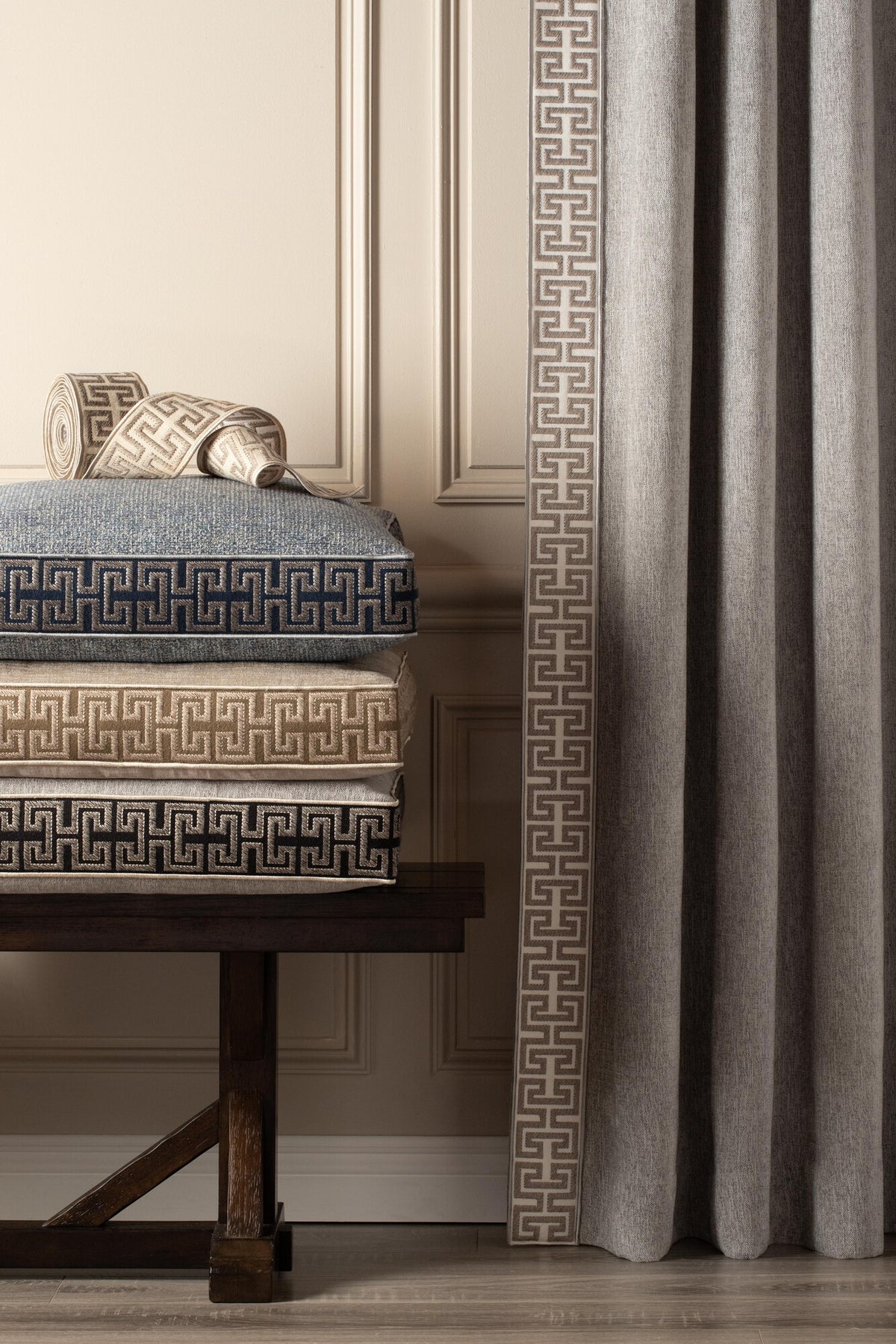 Samuel and Sons Athina Embroidered Border — scenography
