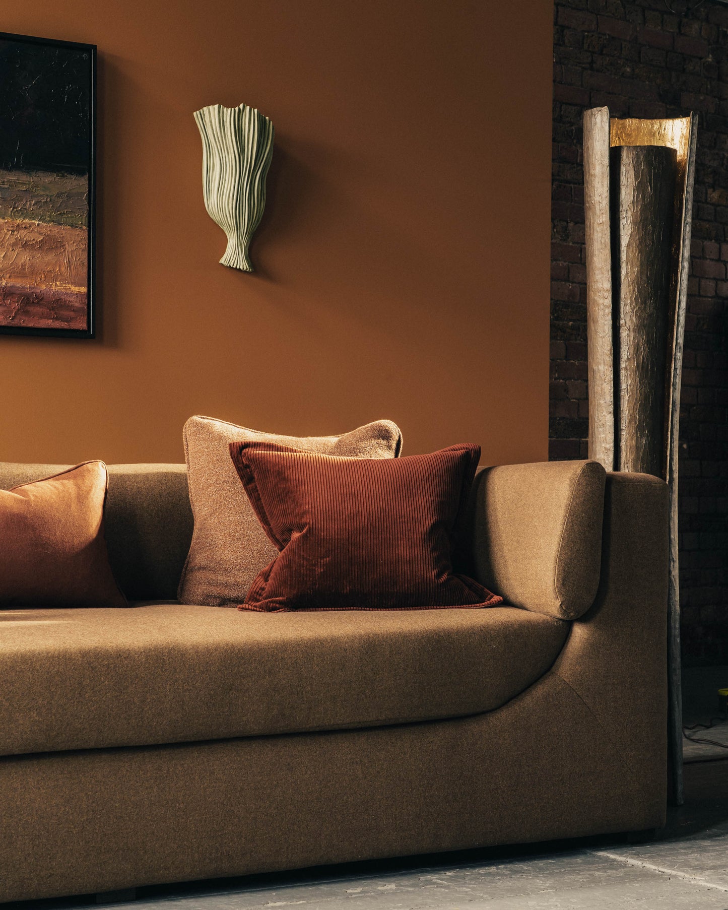 Porta Romana | Camelio Wall Light