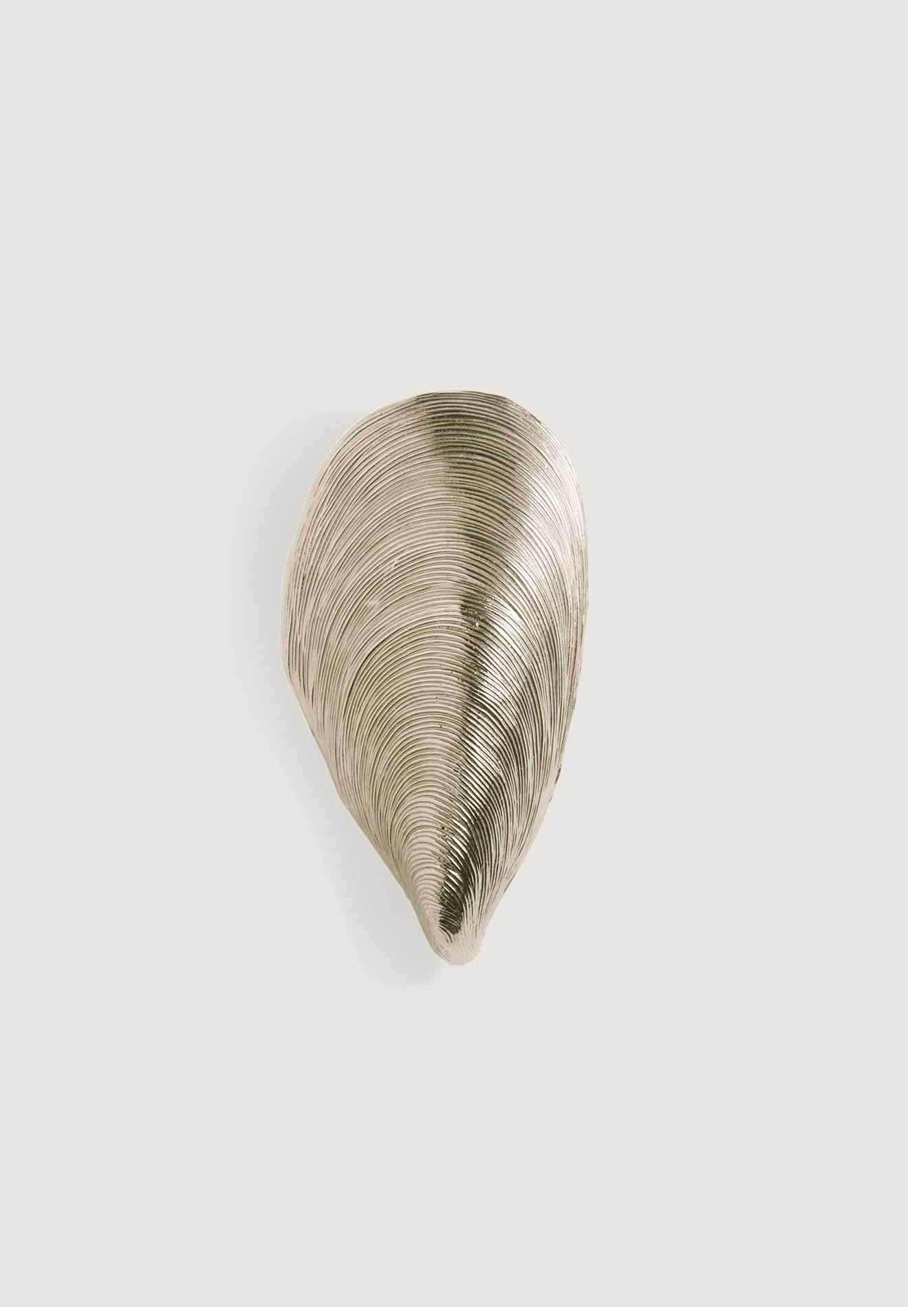 Mussel Shell Bathroom Wall Light - Nickel