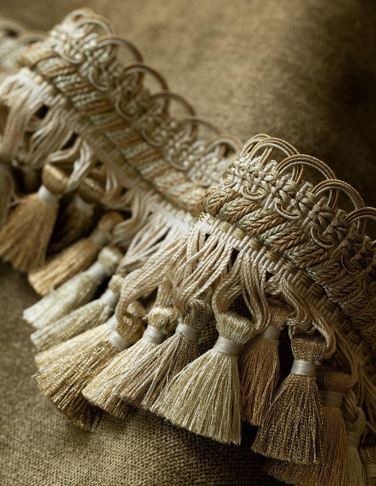 Samuel and Sons Bagatelle Scalloped Tassel Fringe — scenography