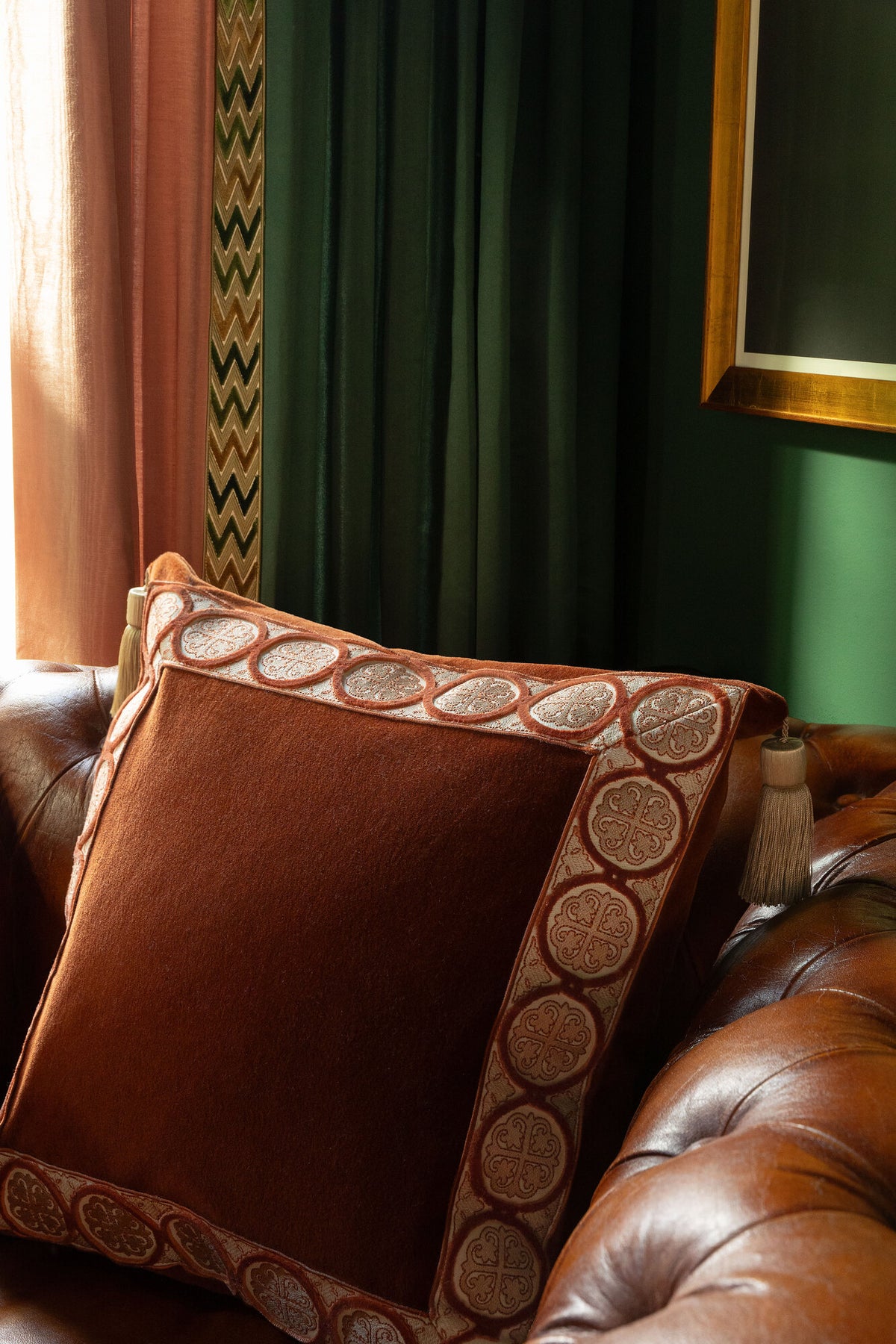 Samuel and Sons Arlo Velvet Border — scenography