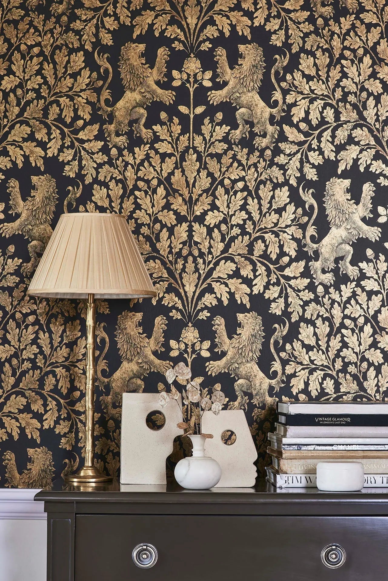 Cole & Son Boscobel Oak - interior