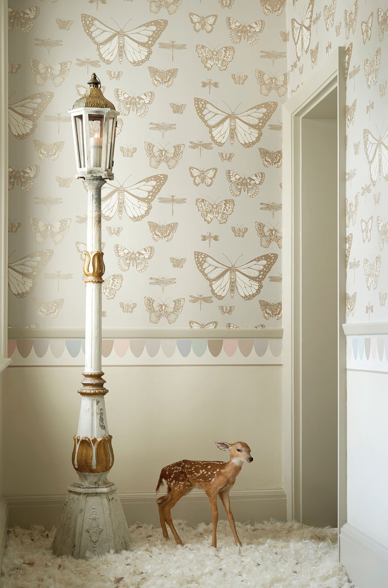Cole & Son Scaramouche - interior