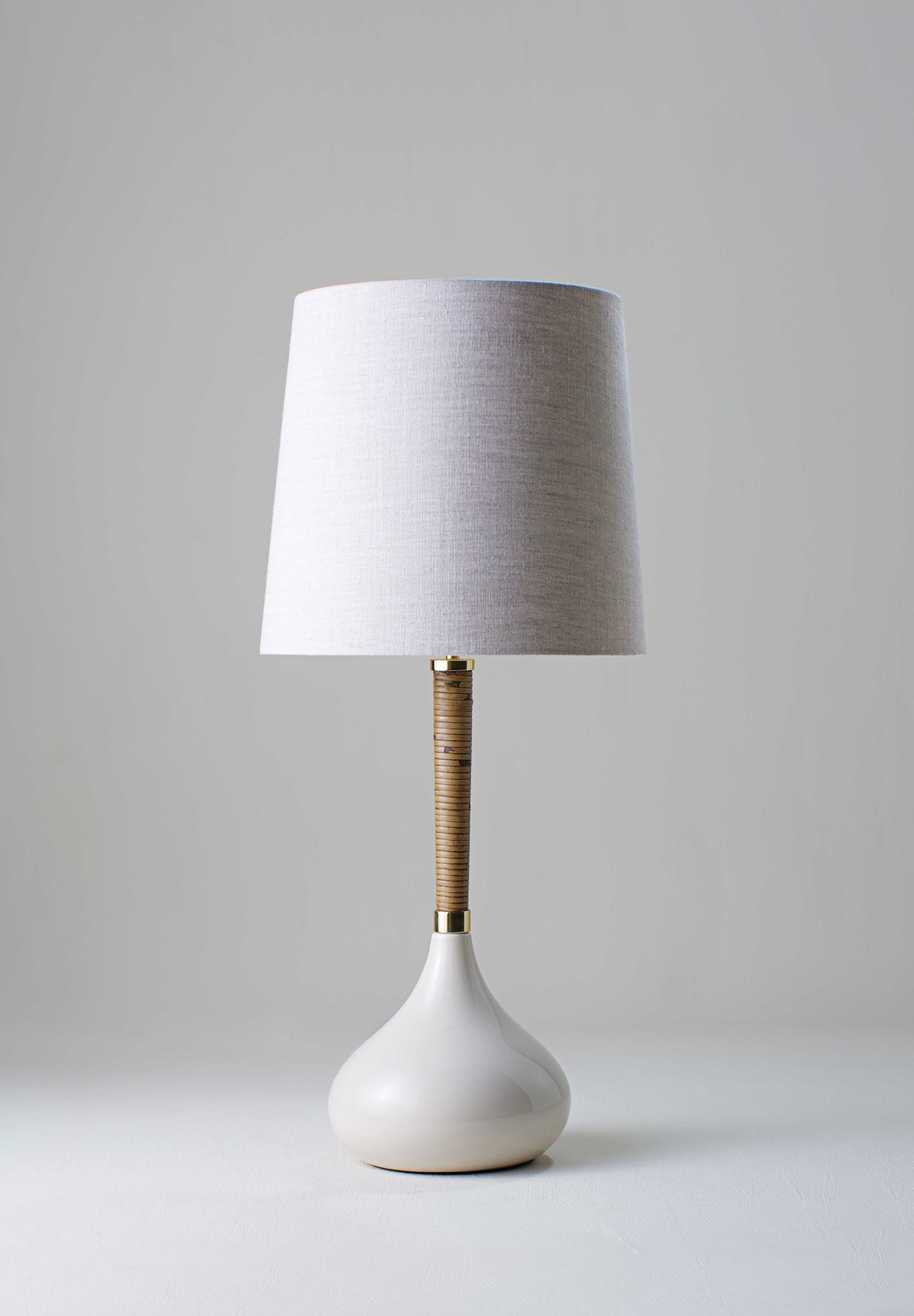 Phoebe Lamp - Paste