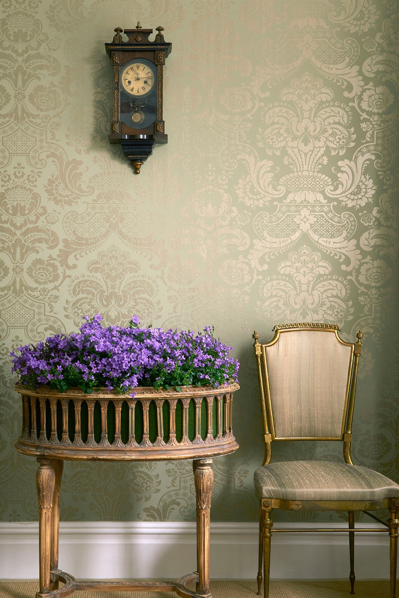 Cole & Son Carmen - interior